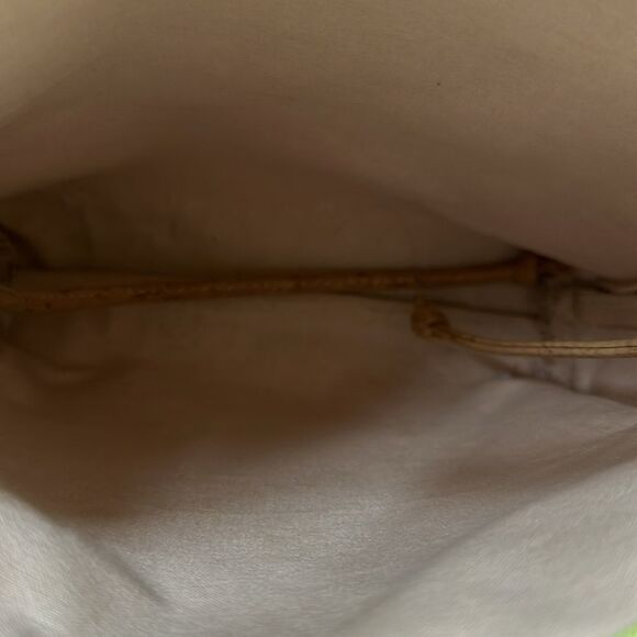Natalie Therese Cork Crossbody/Shoulder Bag! - Picture 4 of 8